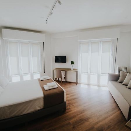 Voulis Attico Rooms & Apartments 雅典 外观 照片